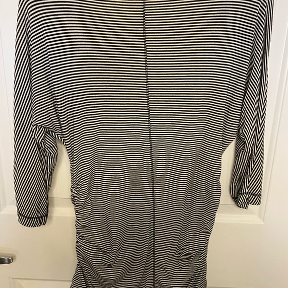 Banana Republic Women’s 3/4 Sleeve Striped Top - Picture 6 of 6